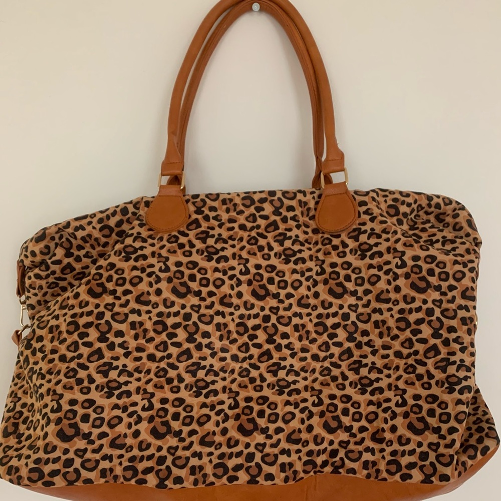 Leopard duffle tote
